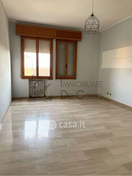 Elutuba - Apartment to Renovate with Balcony in Modena