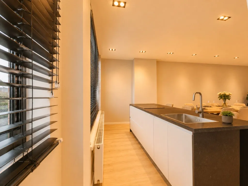 4-toaline korter asukohas Rotterdam