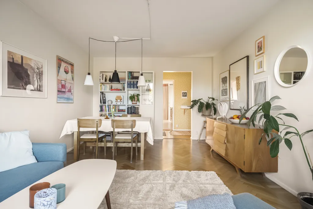 Elutuba - Bright 1st Floor Flat with Balcony in Lantmilsgatan