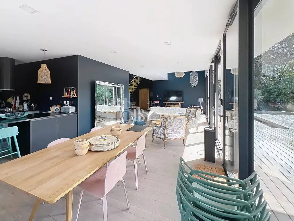 Söögituba - Luxury Villa with Pool in Pyla-sur-Mer