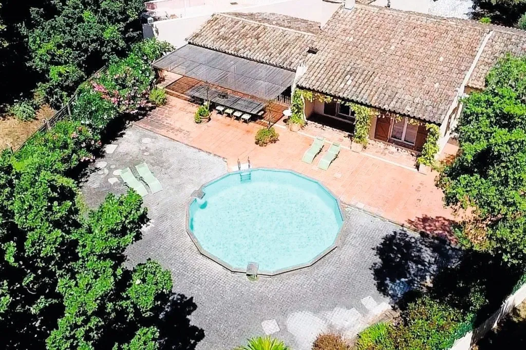 Vista aerea - Villa with Pool in Gassin