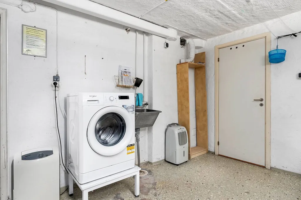 Buanderie - Multi-Unit Property with Parking in Skurup