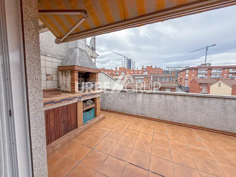 Terrass - Detached Corner House with Multiple Terraces in Martorell