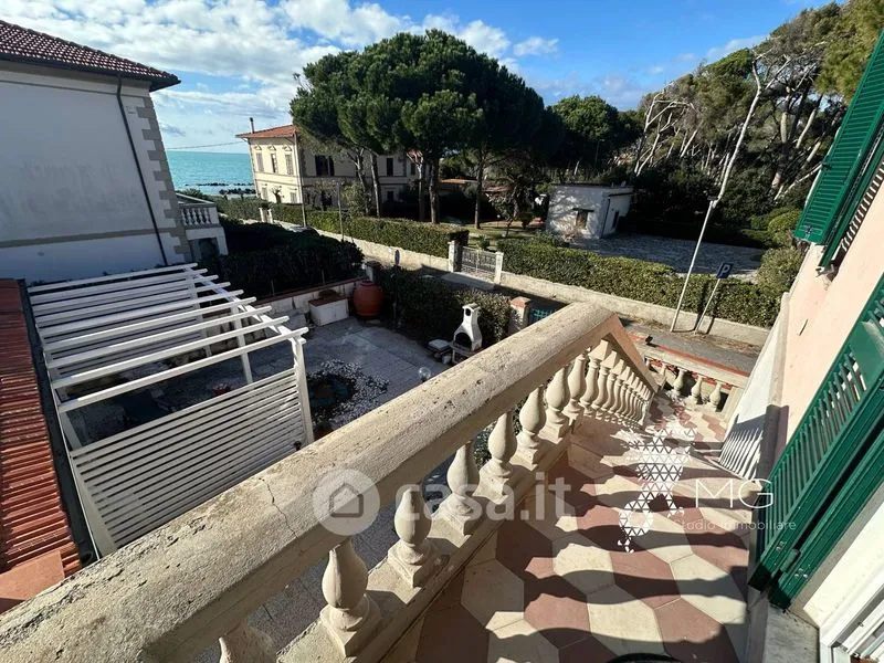 Balcon - Two-Unit Apartment with Private Garden in Castiglioncello