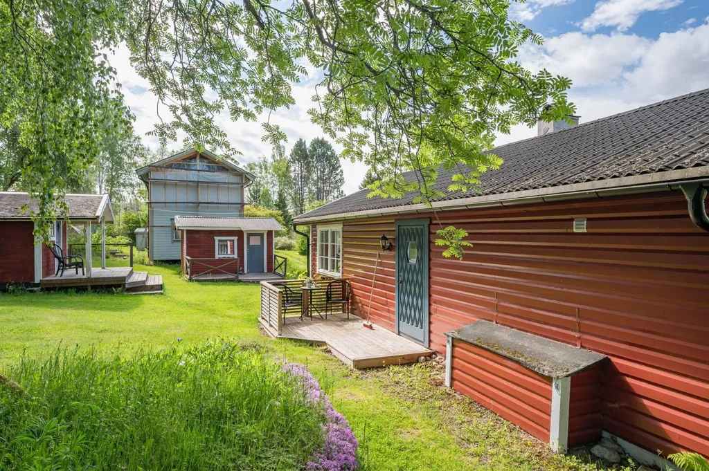 Aed - Villa with Open Plan and Garden in Årängen