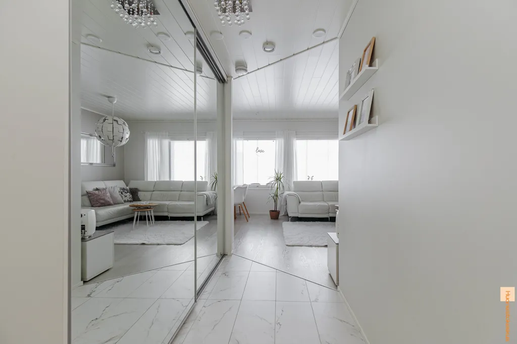 Esik - Modern 1st Floor Apartment with Sauna in Kärki