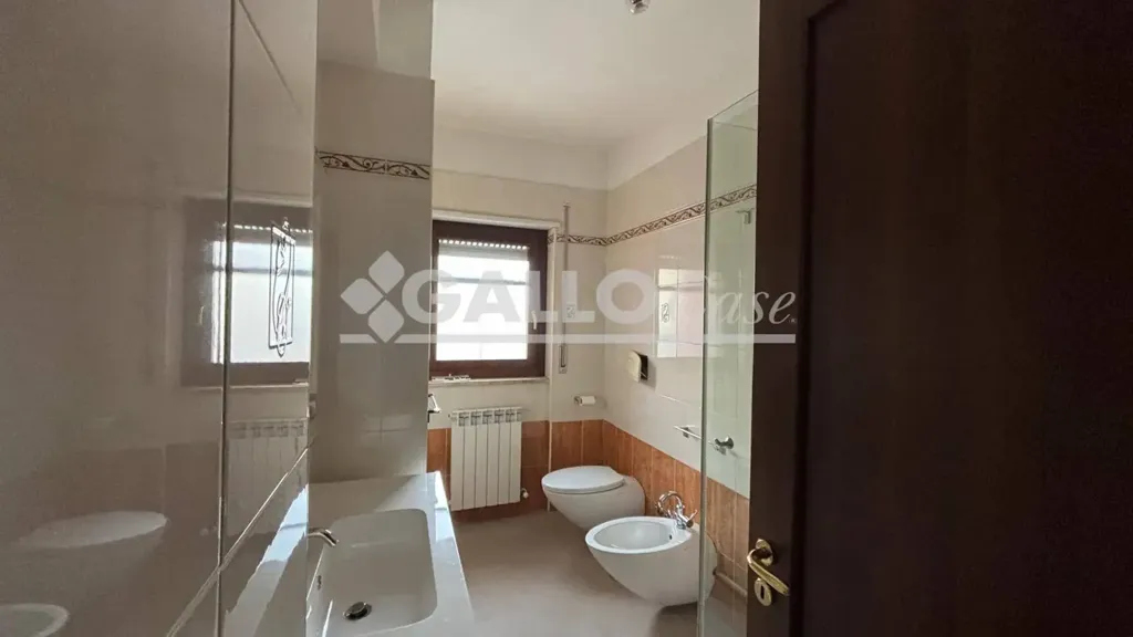 4-room apartment in IT