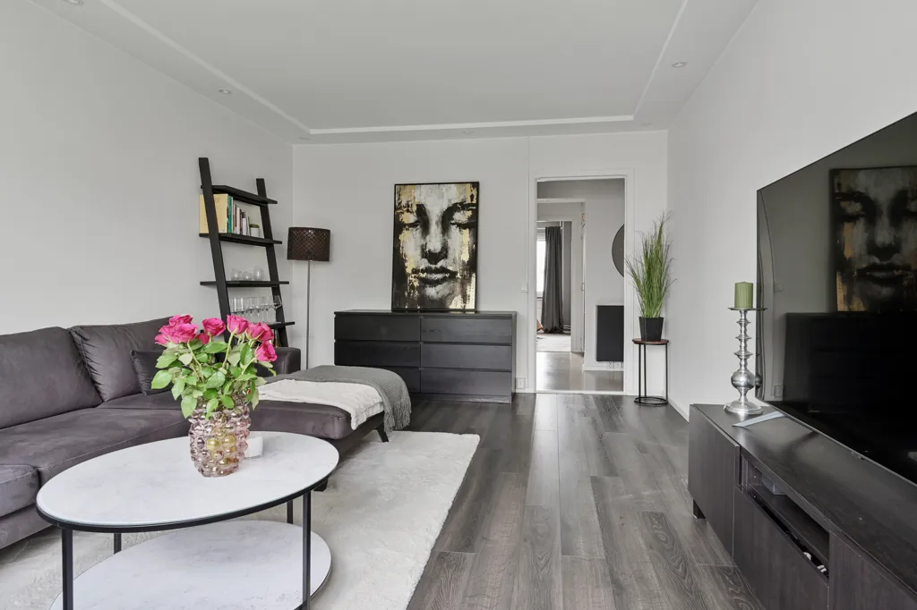 Living Room - Stylish Two-Bedroom with Balcony in Märsta