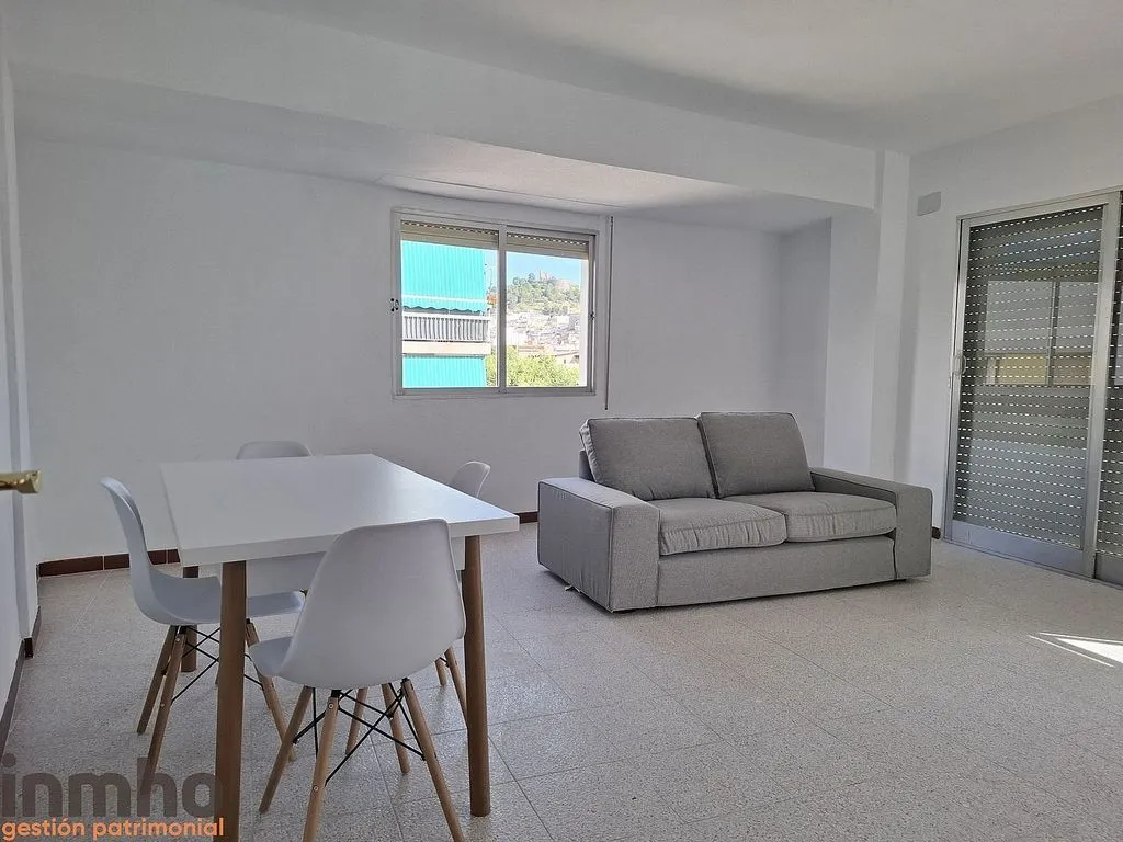 Soggiorno - Semi-Ammoblled Flat with Terrace in Oliva