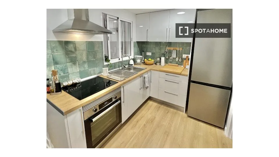 Köök - Shared Room with Kitchen in El Grau, Valencia