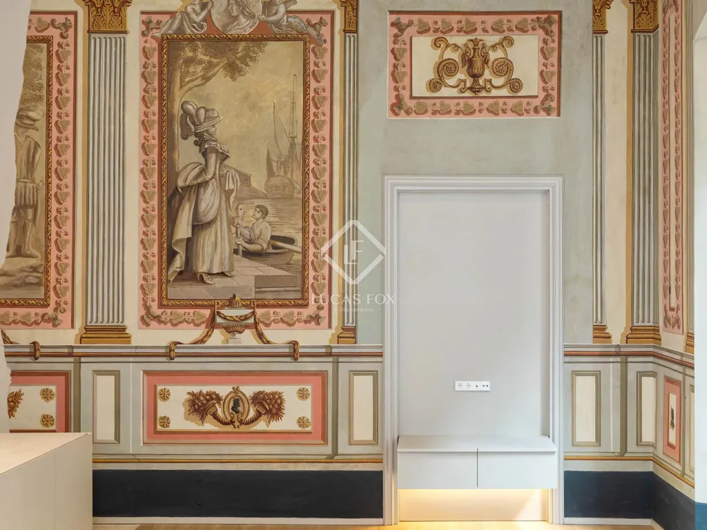 Entrée - Penthouse in Renovated Palace, Girona