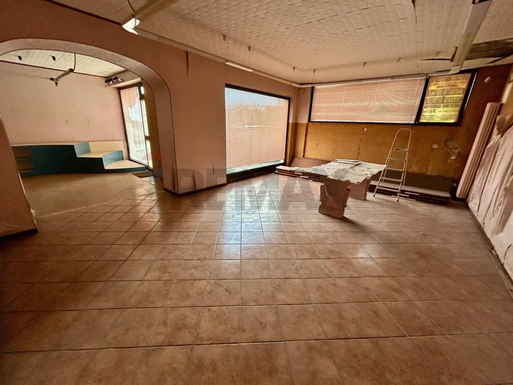 Pièces - Commercial Space with Terraces in Lovere