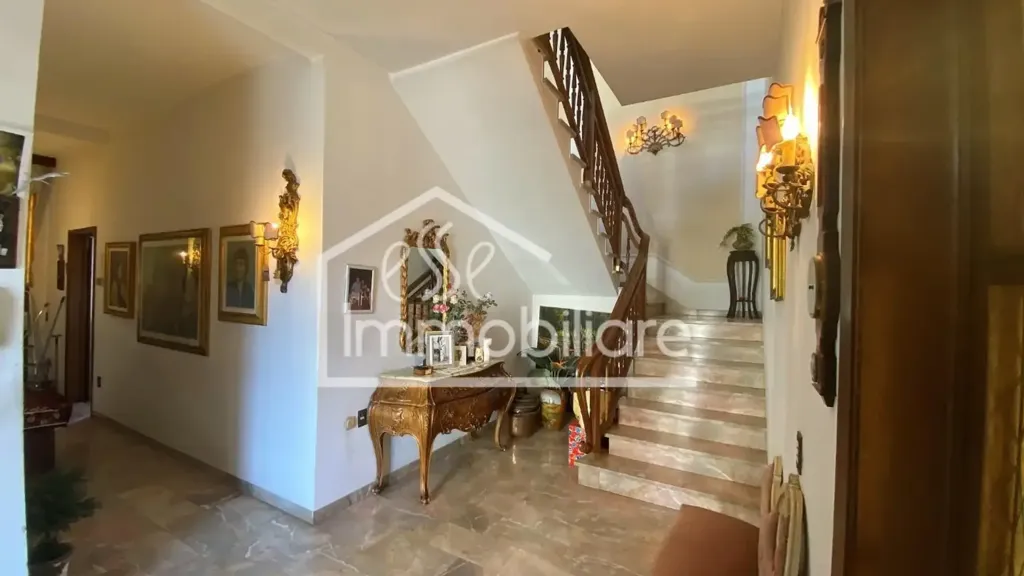 Entrée - Corner Villetta with Garden in Empoli