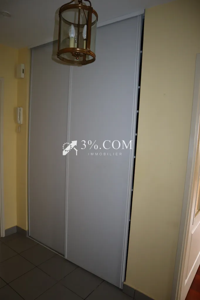 Pièces - Appartement T4 avec Balcons et Vue sur Parc à Seclin