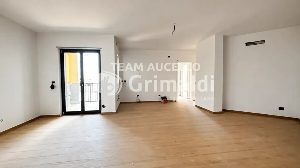Soggiorno - New Duplex with Balconies in Battipaglia