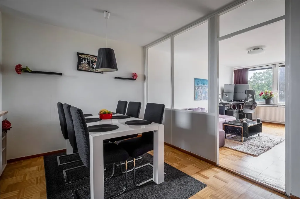 Dining Room - Apartment with Balcony on 4th Floor in Skogås