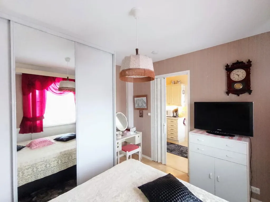 Chambres - Upper Floor Flat with Balcony in Pieksämäki Centre