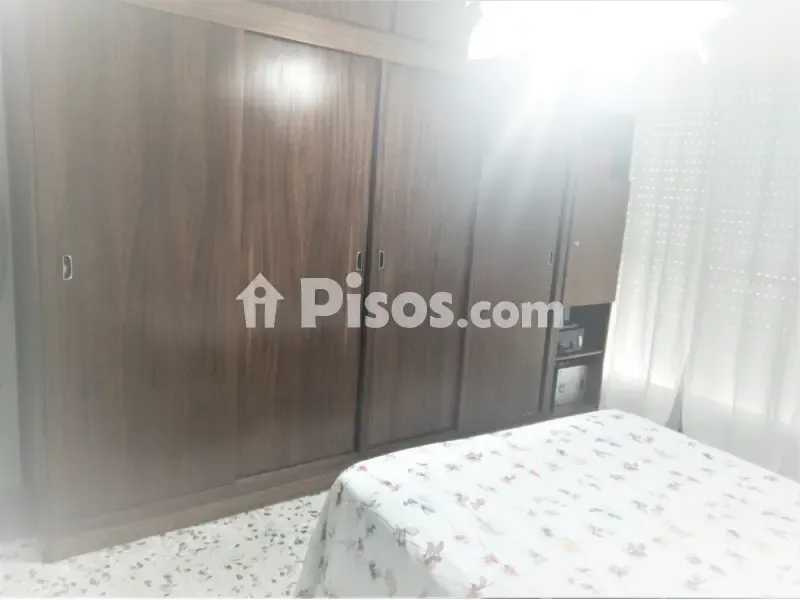 Magamistoad - Corner Flat with Balcony in Algeciras