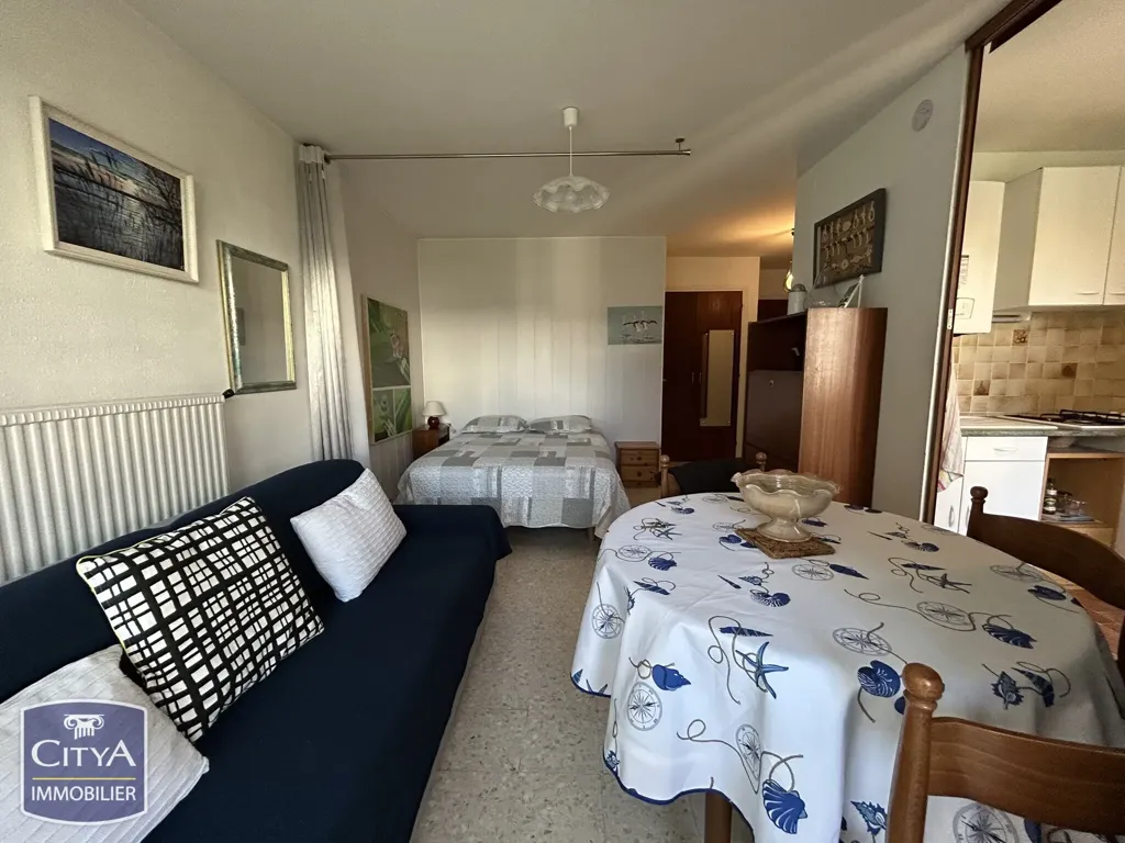 Dining Room - 1-Bed Apartment with Parking in Balaruc-les-Bains