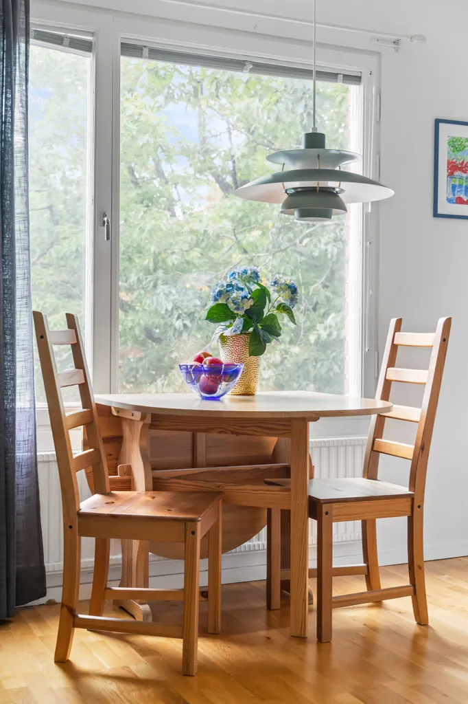 Söögituba - Apartment with Balcony in Edsberg