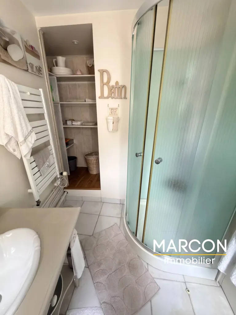 Salles de bain - Appartement 3 Chambres en Hypercentre à Guéret