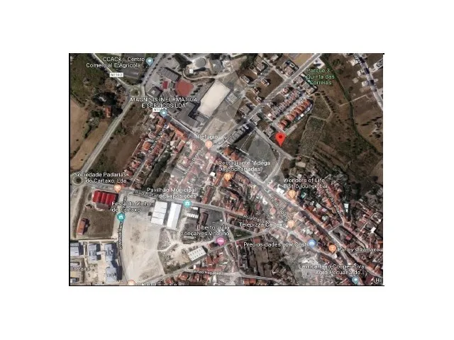 Land Plot for Housing with 676 m² in Cartaxo