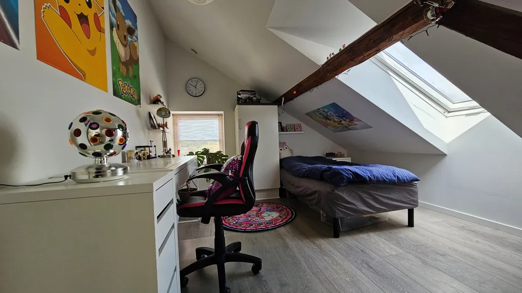Chambres - 3-Bed Flat with Terrace in Hou Centre