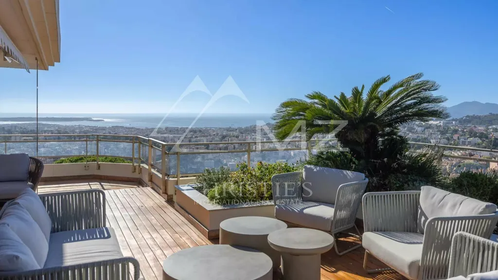 Terrass - Penthouse with Sea View on Cannet Hills