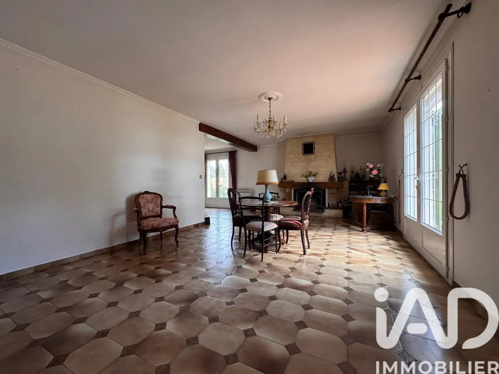 Söögituba - Villa with Pool in Rochefort-du-Gard