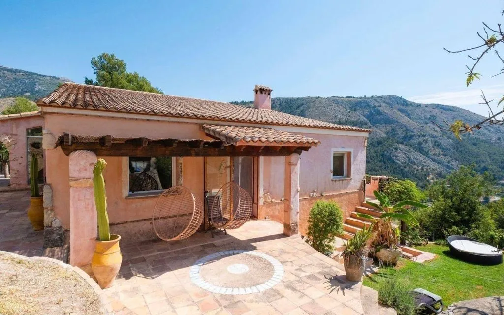 Extérieur - Villa with Pool and Terrace in Callosa d'En Sarrià