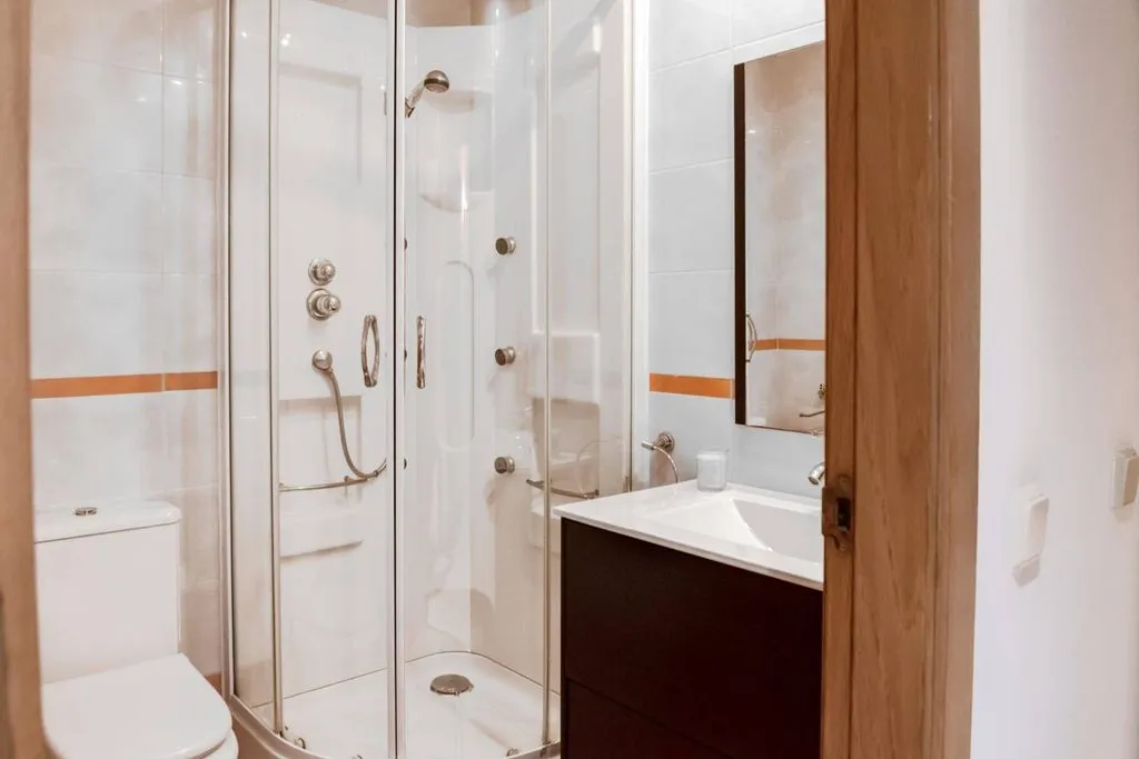 Salles de bain - Luxury Flat with Private Pool in Les Maravelles, Palma
