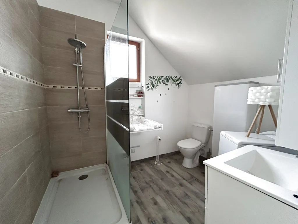 Vannitoad - Charming T3 Apartment with Terrace in Saint Germain