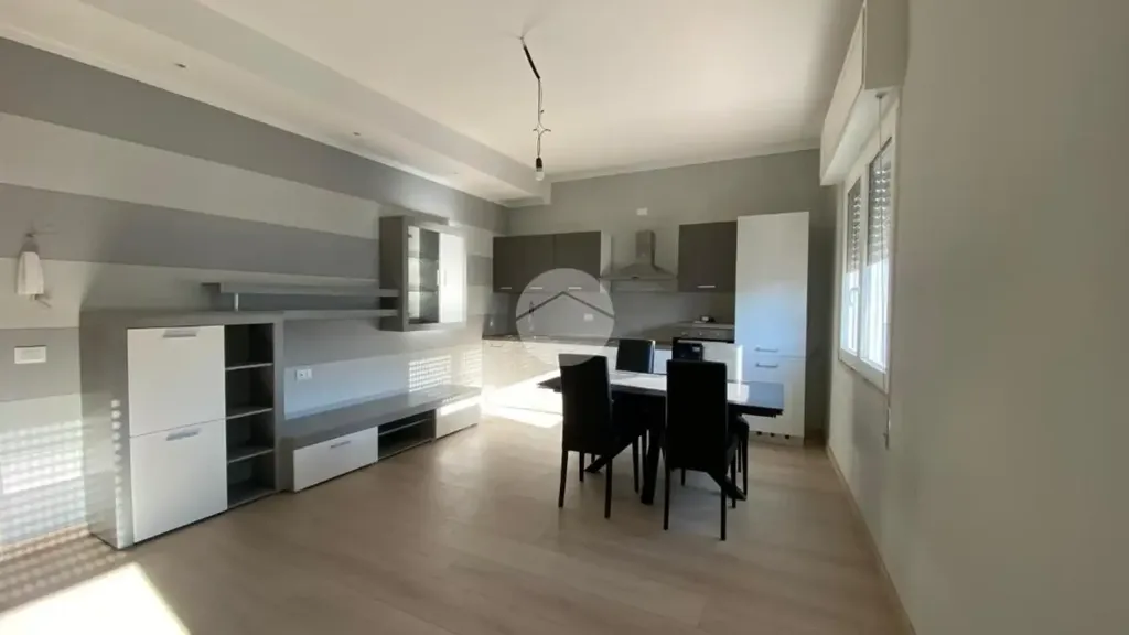 Salle à manger - Rearranged Apartment with Pool in Lonato
