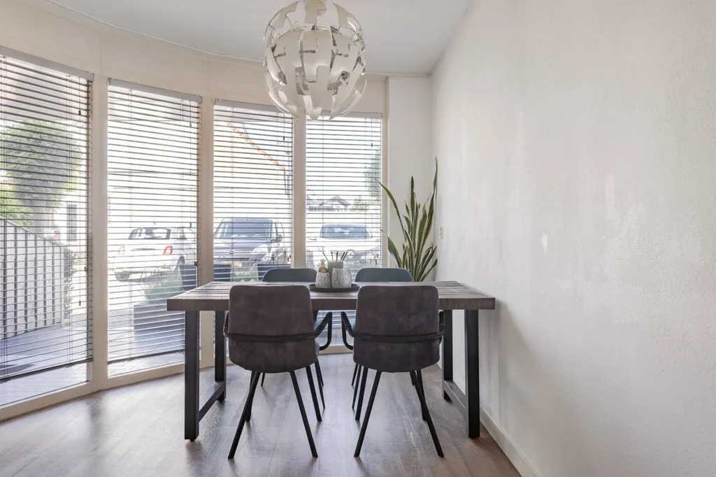 Dining Room - Modernised House with Garden in Hoorn
