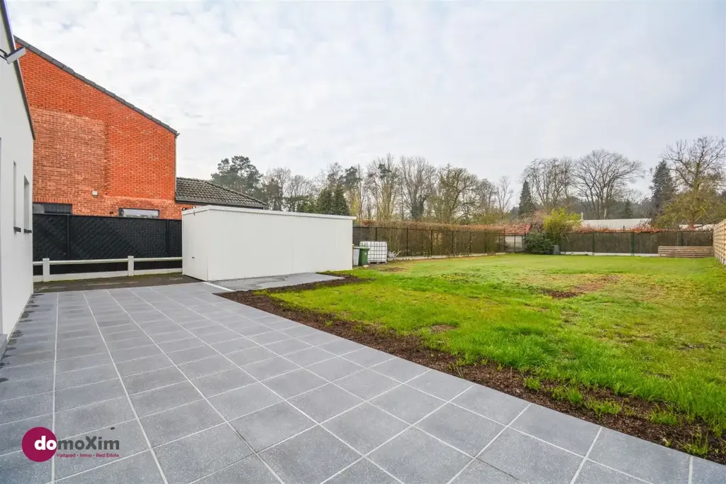 Aed - Renovated House with Garden in Baal