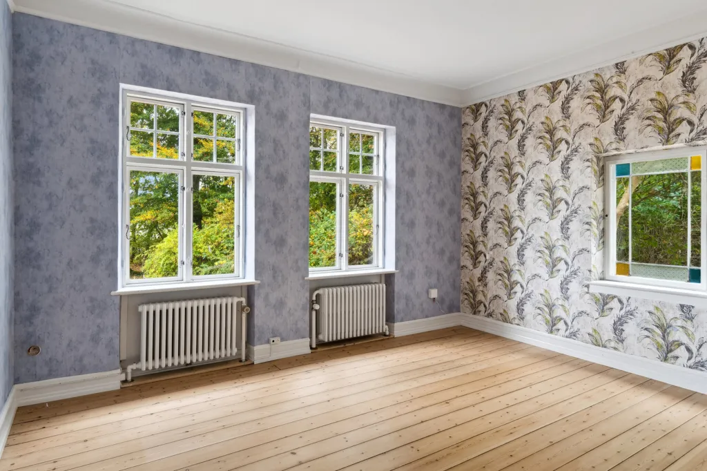 Toad - Renovated Rectory with Forest View in Hvedstrup