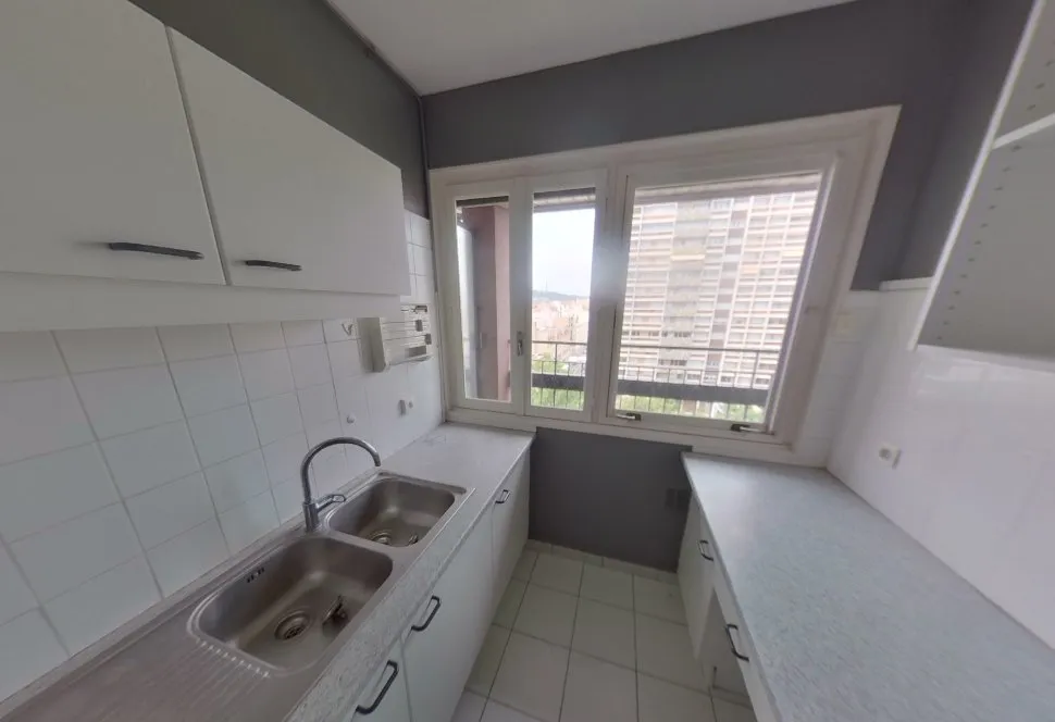 Cuisine - Appartement T3 avec Balcon à Lyon