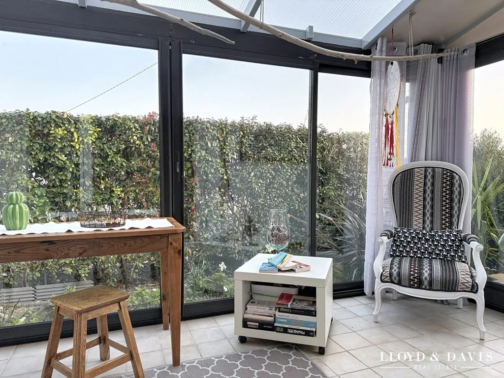Terrace - Renovated House with Garden in Royan