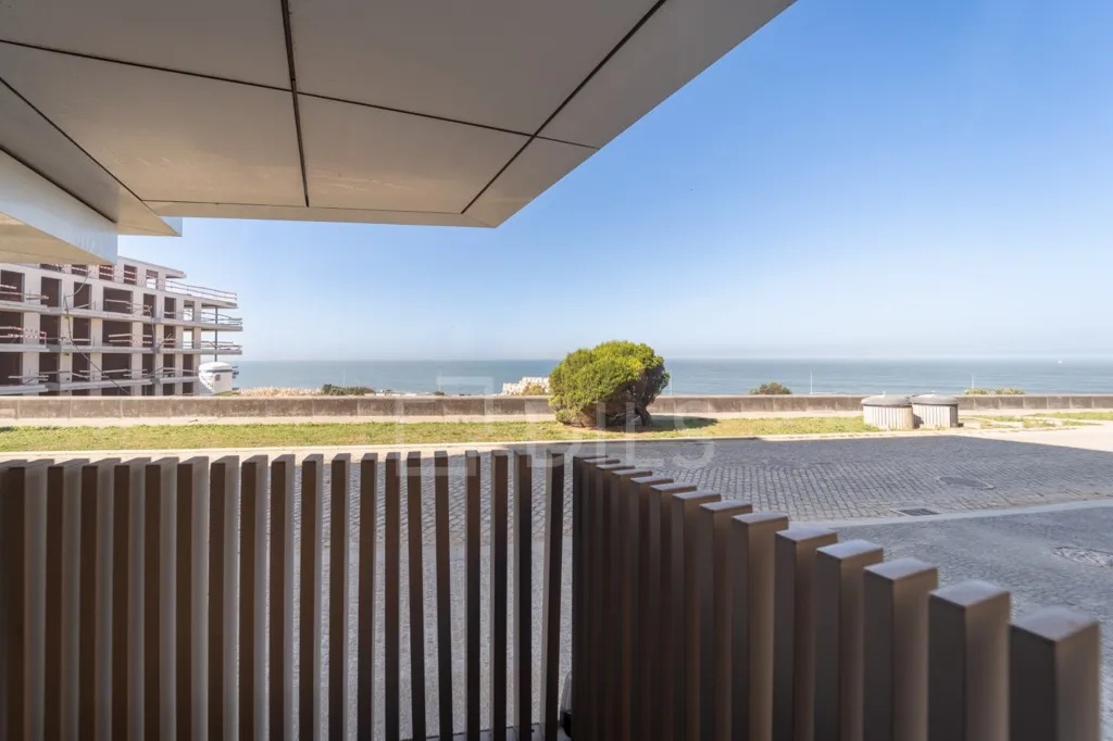 Balcone - Luxury 3-Bedroom Flat with River Views in Vila Nova de Gaia