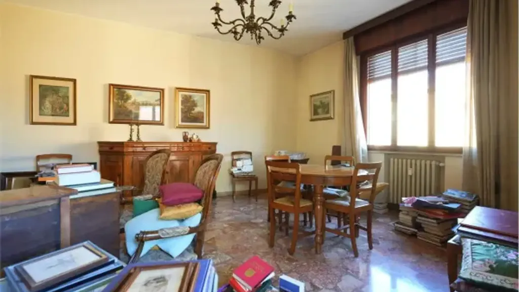 Söögituba - Quadrilocale with Balcony in Modena