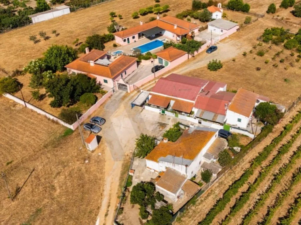 Vue aérienne - Luxury House with Multiple Units in Setúbal