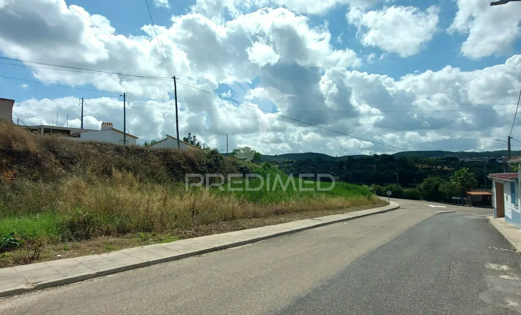 Välivaade - Construction Plot with South Exposure in Vale de Cavalos