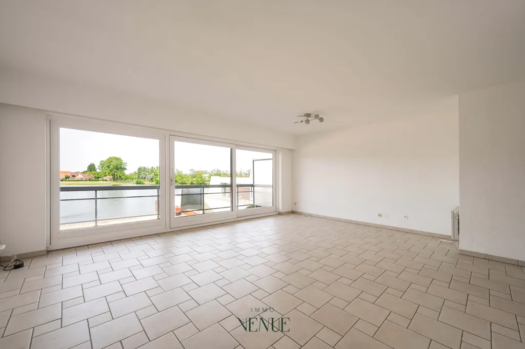 Wohnzimmer - Bright Apartment with Terrace in Duinbergen