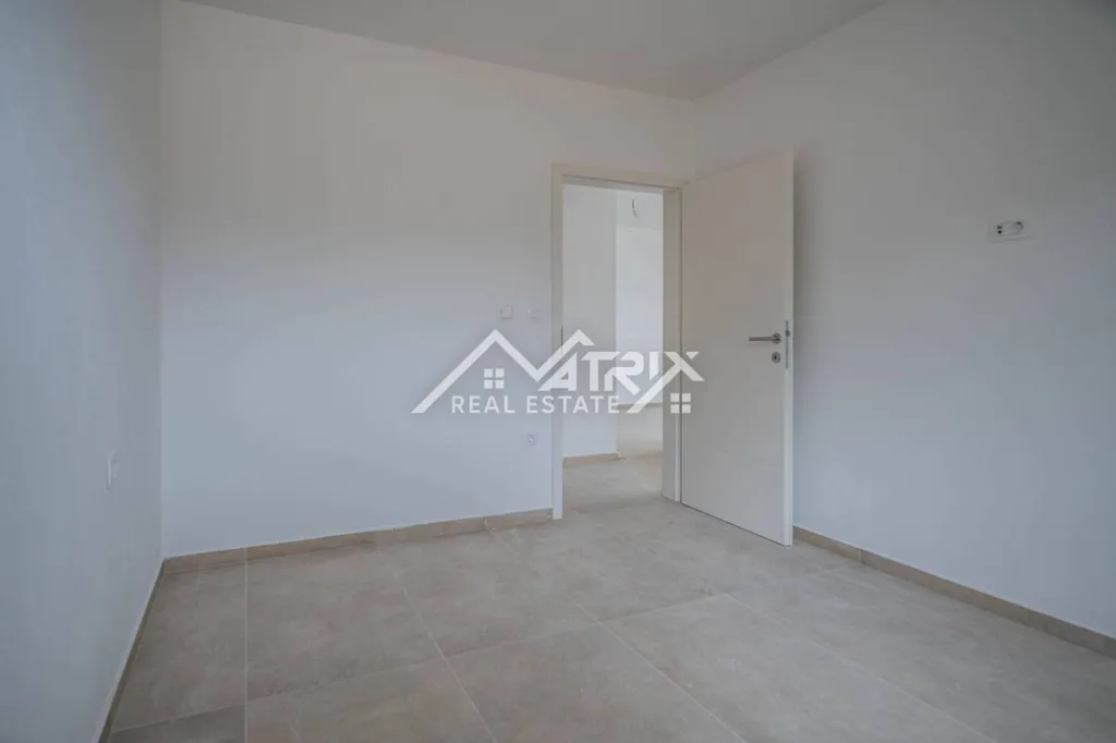 Pièces - Spacious Apartment with Terrace in Pula