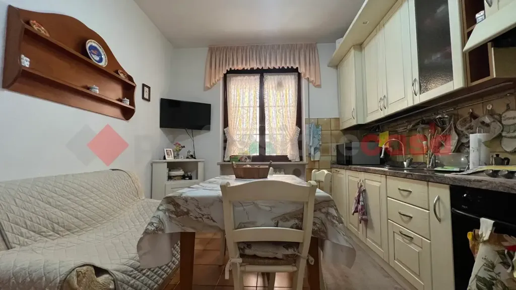 Cuisine - Quadruplex with Balcony in Isola Rizza