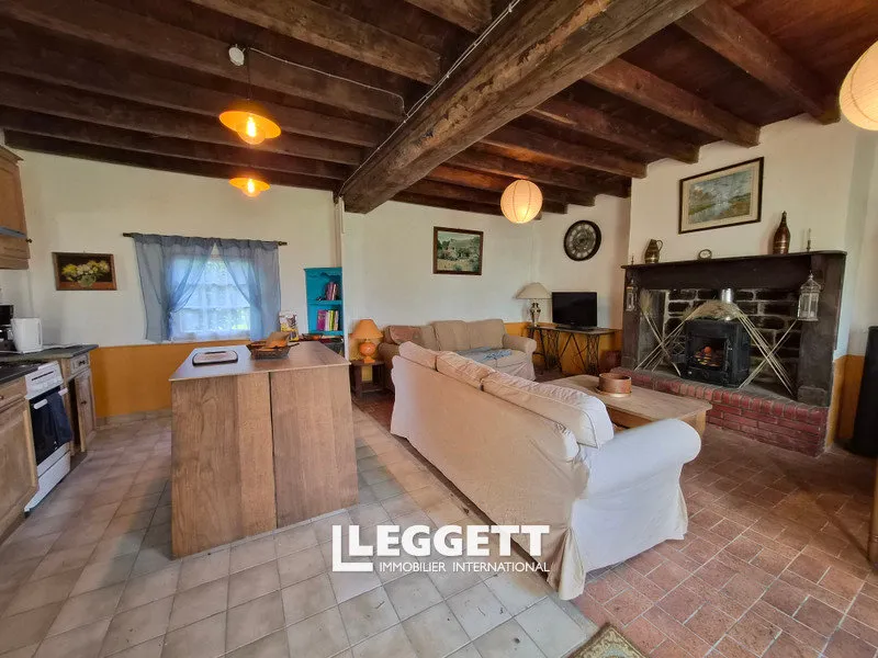 Elutuba - Characterful Timber-Framed House near Barenton