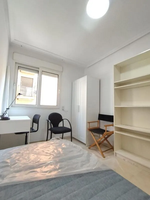Chambres - Furnished Flat with Balcony in Murcia Centre