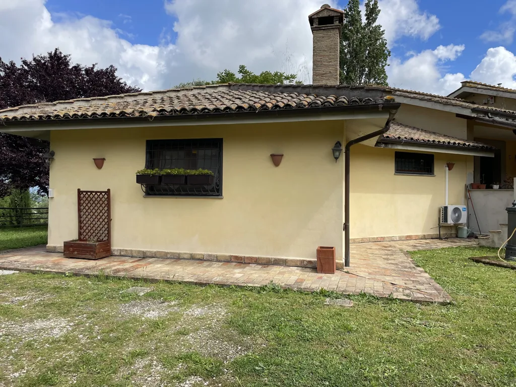 Extérieur - Villa with Private Park in Campagnano di Roma