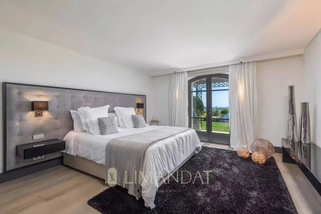 Magamistoad - Luxury Villa with Sea View in Grimaud