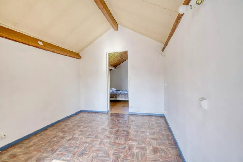 Toad - Renovated House with Veranda in Saintes